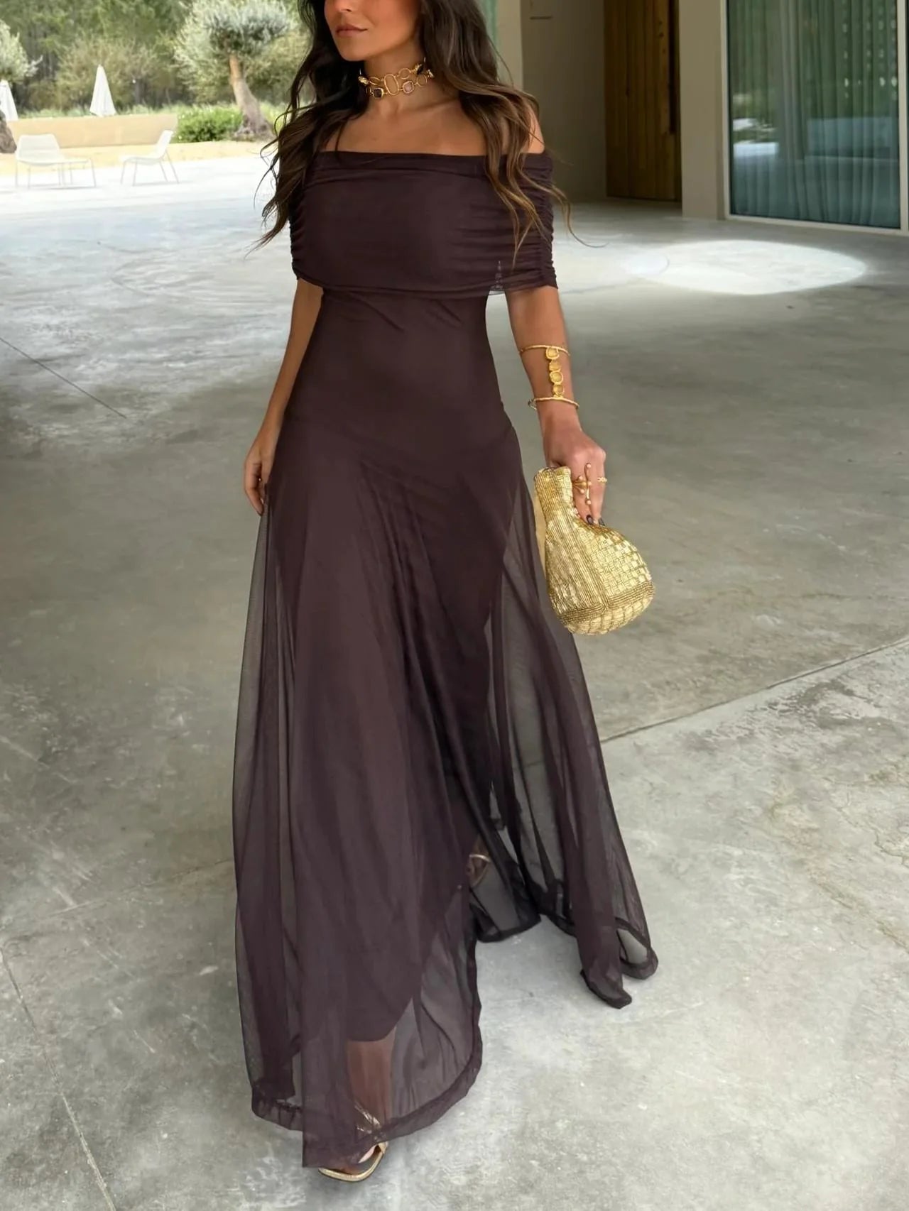 Vestido largo off-shoulder