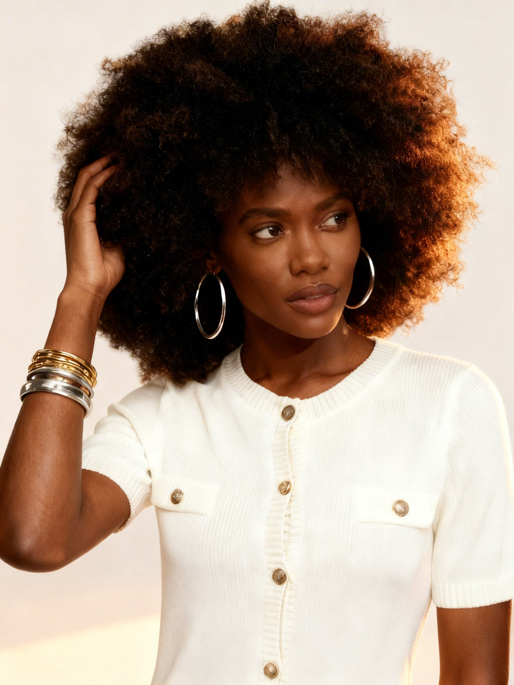 Vestido mini punto botonadura dorada