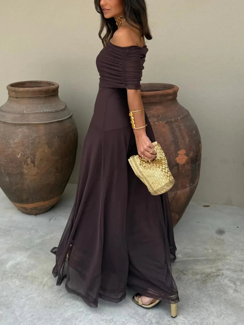 Vestido largo off-shoulder