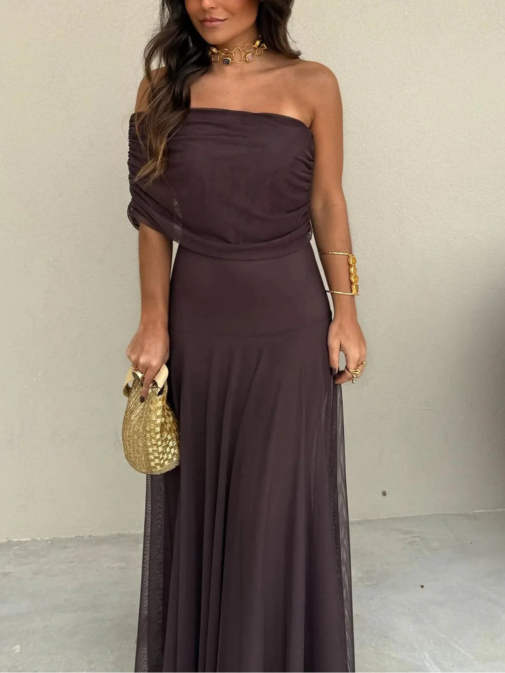 Vestido largo off-shoulder
