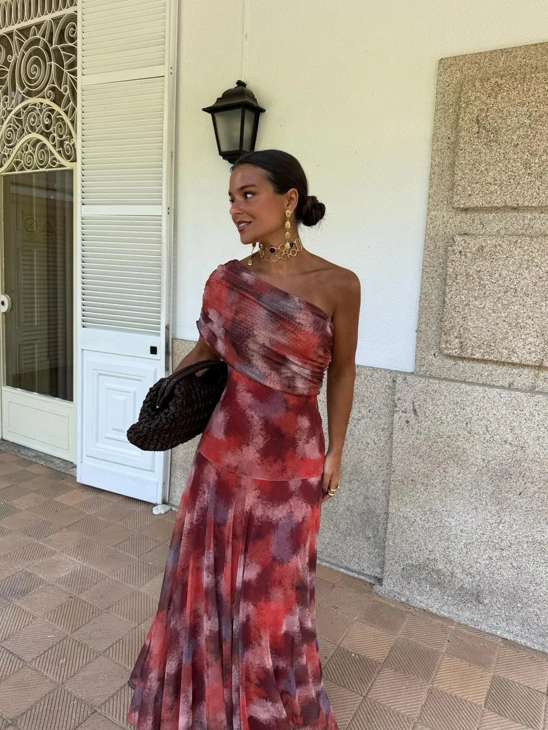 Vestido largo off-shoulder