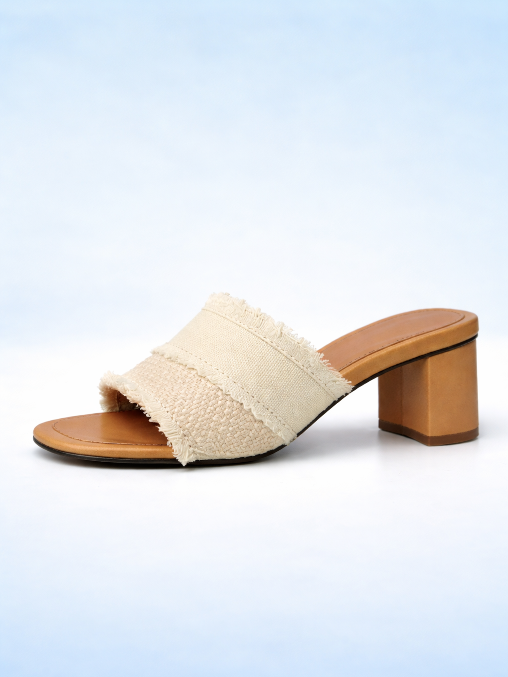 Sandalias de tacón con tira trenzada