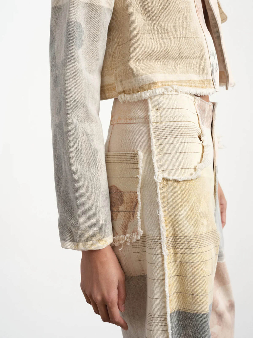 Pantalón esencia de corte ancho