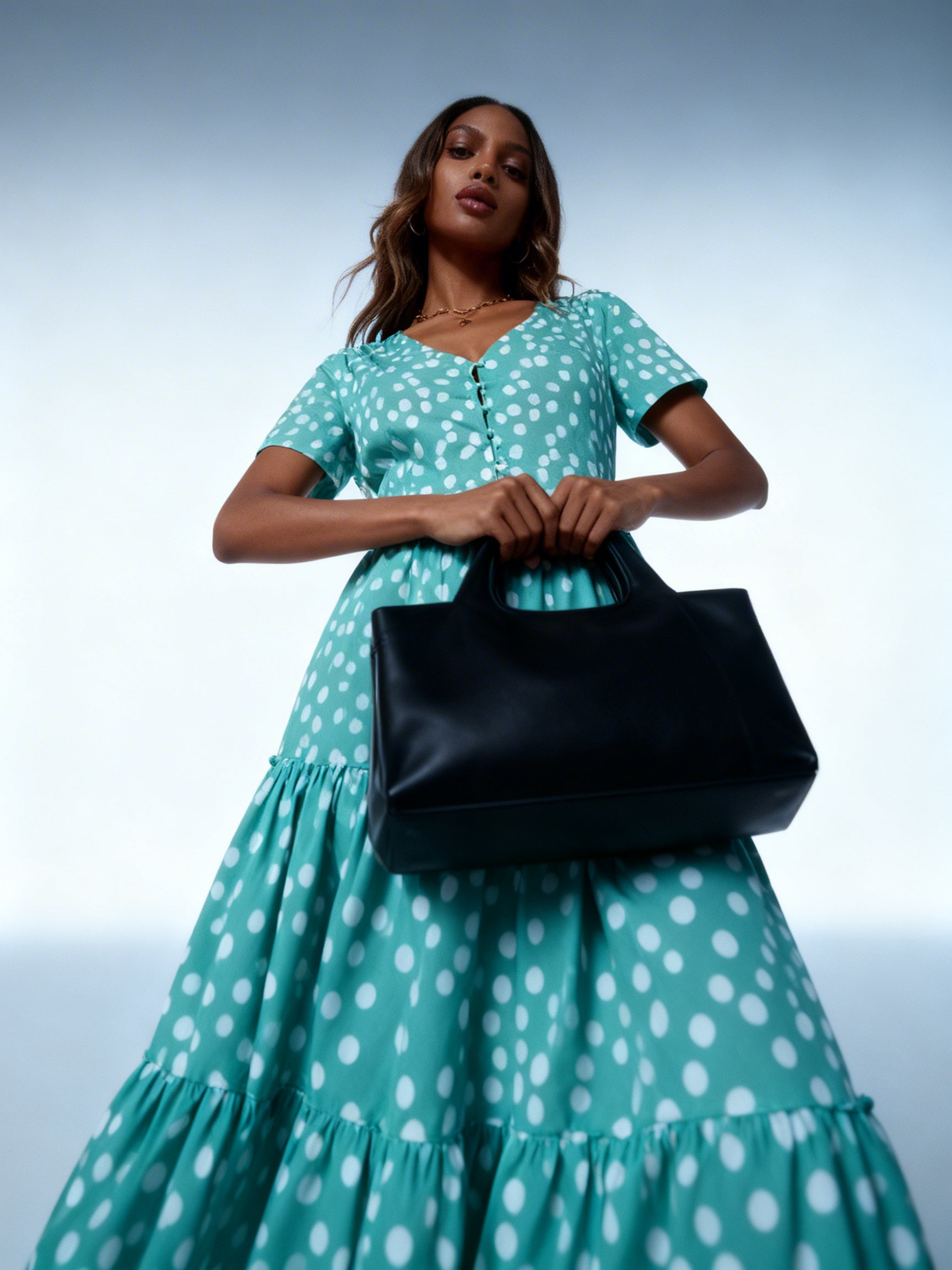 Vestido midi con lunares